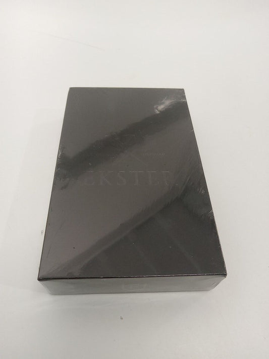 Ekster Slim & Modern Pop-Up Wallet – Navy – Fits 1–12 Cards – RFID – Sealed